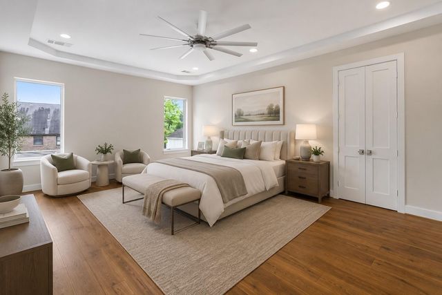 2341 Maroneal St, Houston, TX 77030