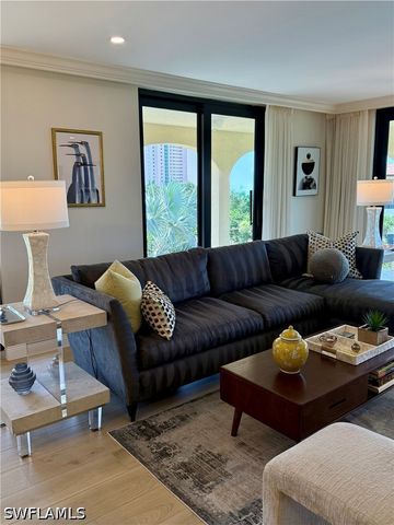 6020 Pelican Bay BLVD E402, Naples, FL 34108