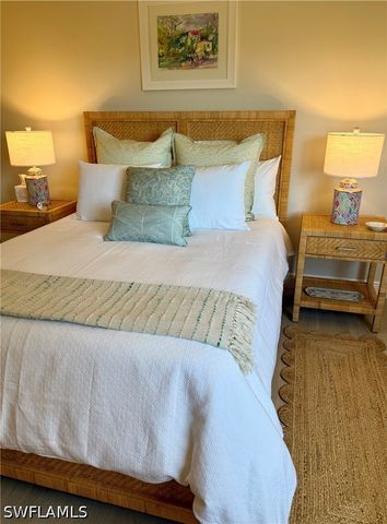 6020 Pelican Bay BLVD E402, Naples, FL 34108
