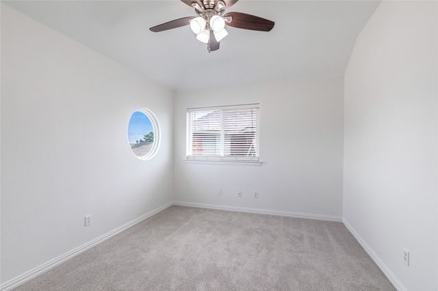 901 Saddle Drive, Euless, TX 76039