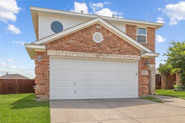 901 Saddle Drive, Euless, TX 76039