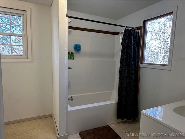 15250 Banyan Road, Okmulgee, OK 74447