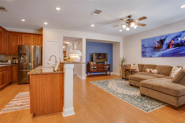 6838 Deseo, Irving, TX 75039