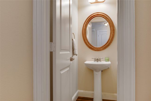 6838 Deseo, Irving, TX 75039