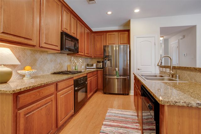 6838 Deseo, Irving, TX 75039