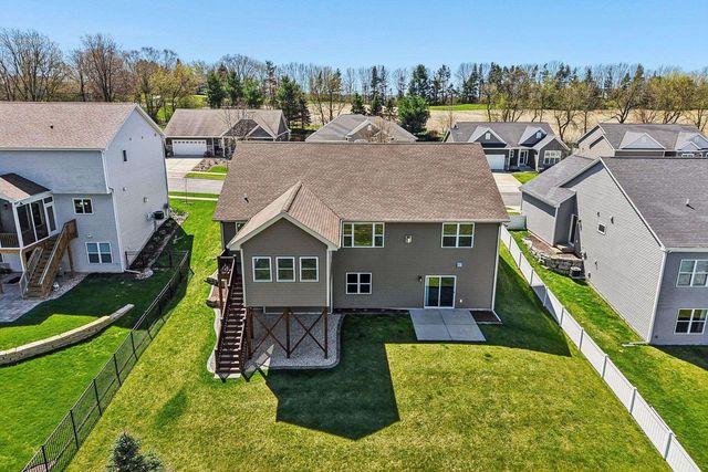 9516 Lost Pine Trail, Verona, WI 53593