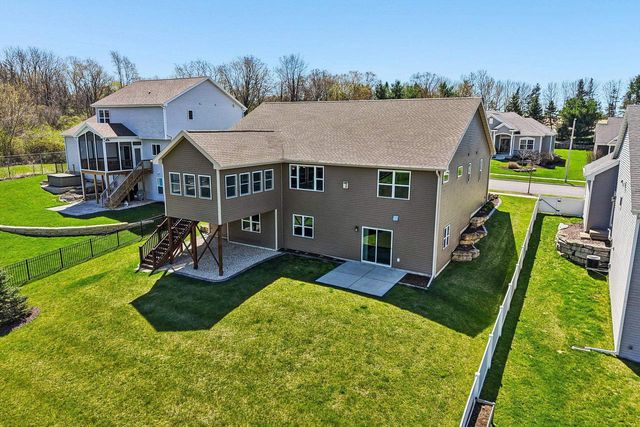 9516 Lost Pine Trail, Verona, WI 53593