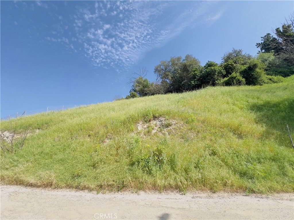 Image 4 of property listing at 2661 N Adkins Avenue, El Sereno, CA 90032