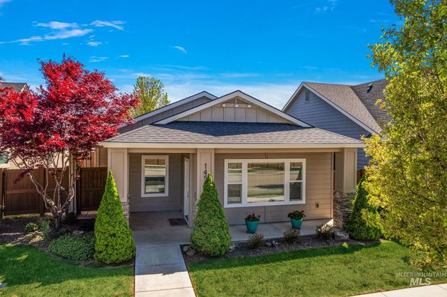 1457 Summerheights, Meridian, ID 83646