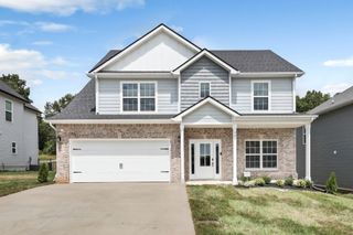 925 Inverness Ln, Clarksville, TN 37043