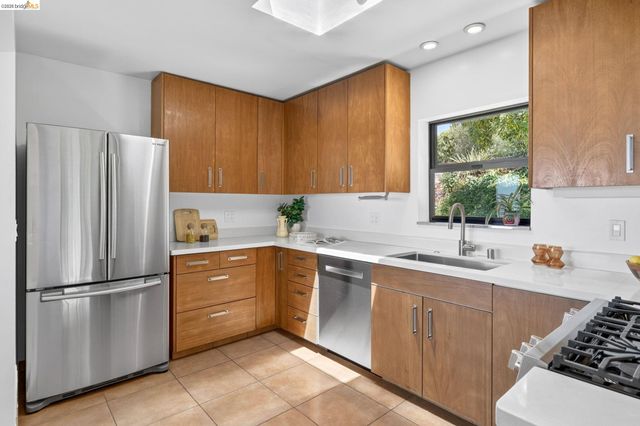1126 Keeler Ave, Berkeley, CA 94708
