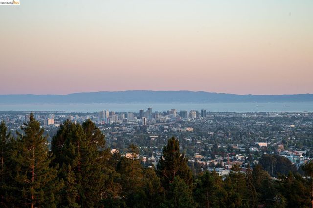 1126 Keeler Ave, Berkeley, CA 94708