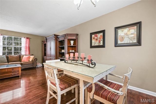 2905 Misty Circle, Oakville, MO 63129