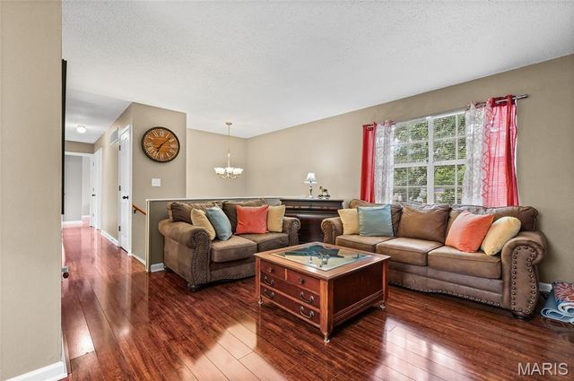 2905 Misty Circle, Oakville, MO 63129