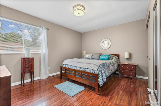 2905 Misty Circle, Oakville, MO 63129