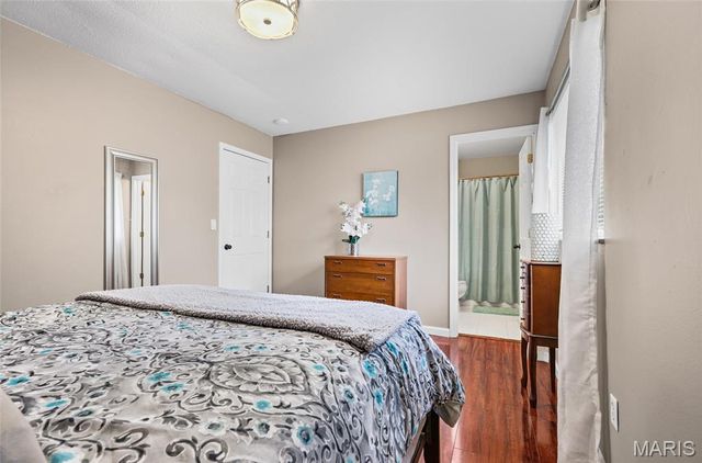 2905 Misty Circle, Oakville, MO 63129