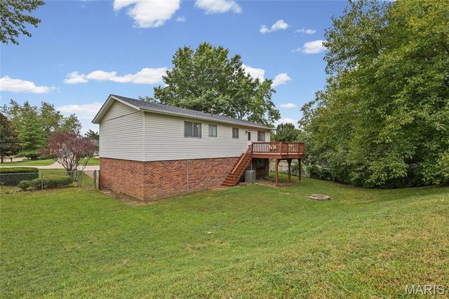 2905 Misty Circle, Oakville, MO 63129