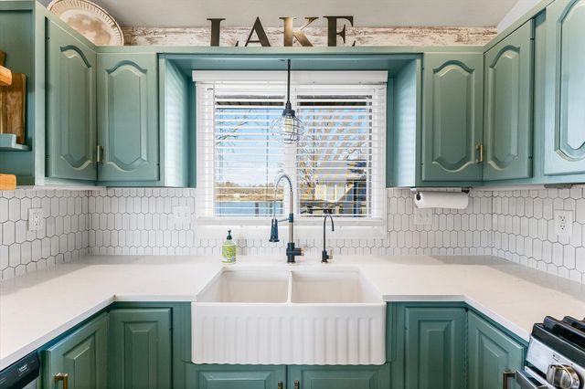 142 Sunrise Court, Loda, IL 60948