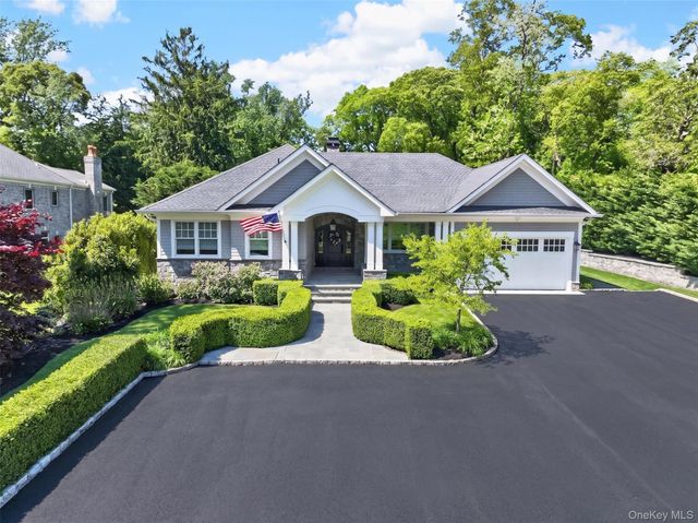 379 Frost Pond Road, Glen Head, NY 11545