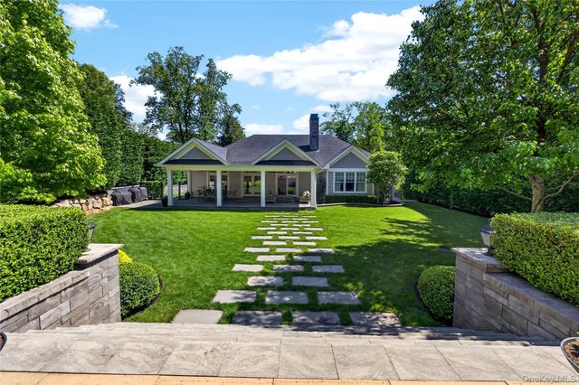379 Frost Pond Road, Glen Head, NY 11545