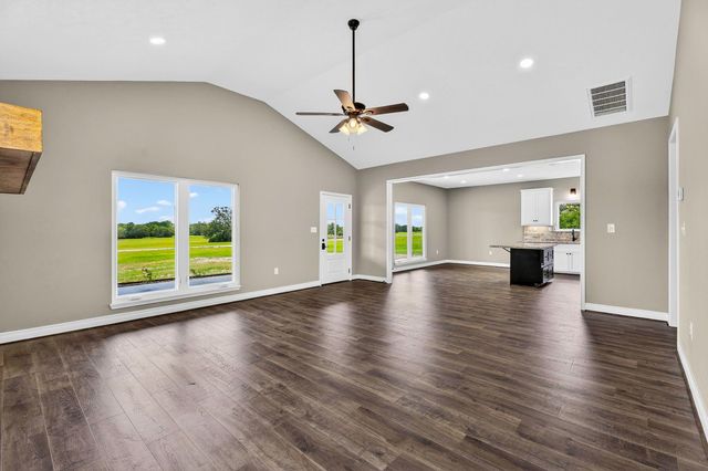 1478 Connor Landing, Madisonville, TX 77864