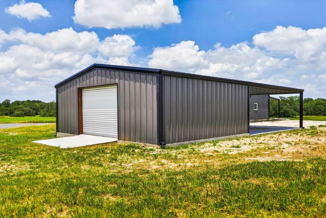 1478 Connor Landing, Madisonville, TX 77864