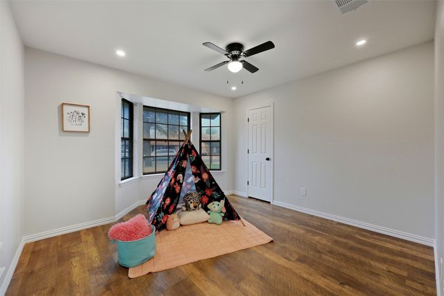 1021 Westminster Lane, Mansfield, TX 76063