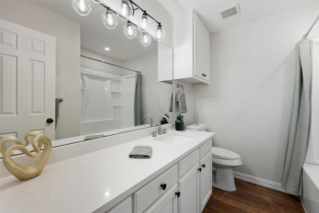 1021 Westminster Lane, Mansfield, TX 76063