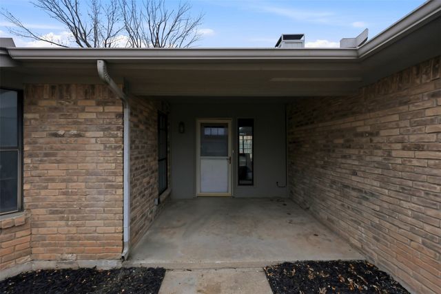 1021 Westminster Lane, Mansfield, TX 76063