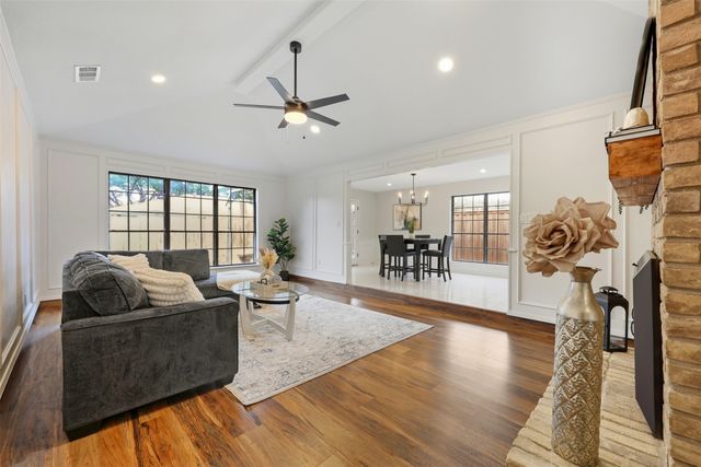 1021 Westminster Lane, Mansfield, TX 76063