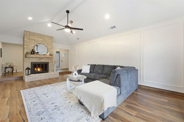 1021 Westminster Lane, Mansfield, TX 76063