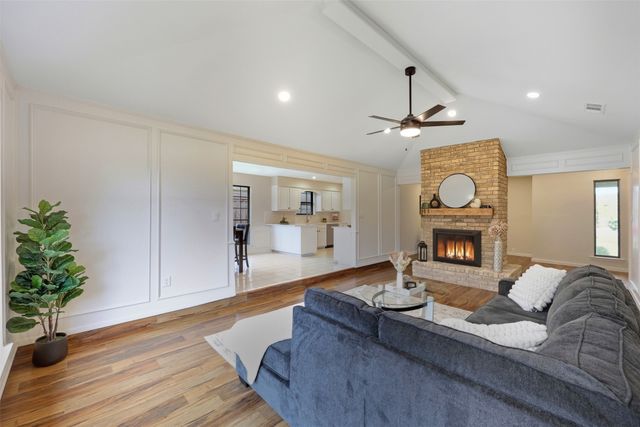 1021 Westminster Lane, Mansfield, TX 76063