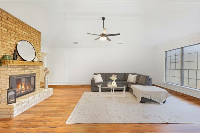 1021 Westminster Lane, Mansfield, TX 76063