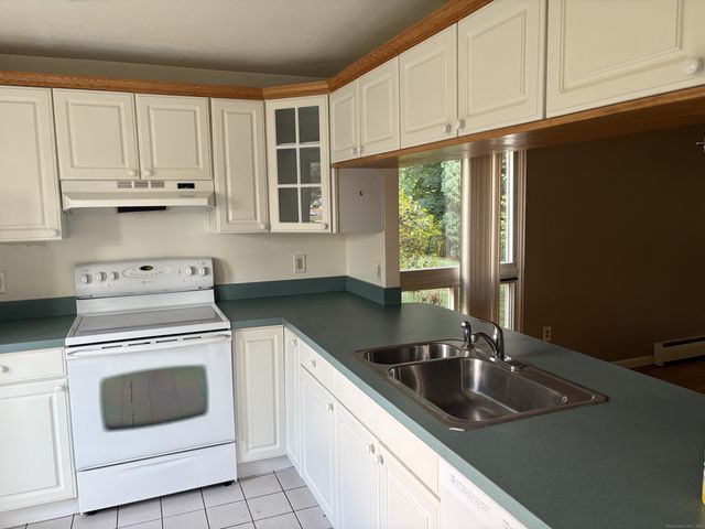 279 Centerbrook Road, Hamden, CT 06518