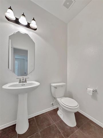 2247 Brown Oak Drive, Conroe, TX 77304