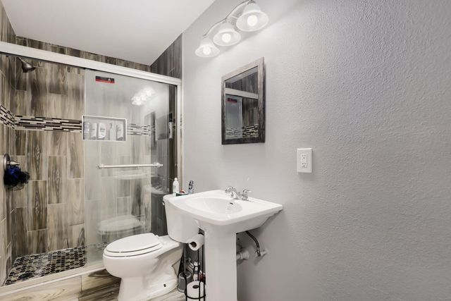 4801 Saguaro RD, Austin, TX 78744