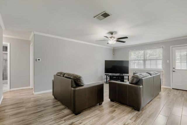 4801 Saguaro RD, Austin, TX 78744