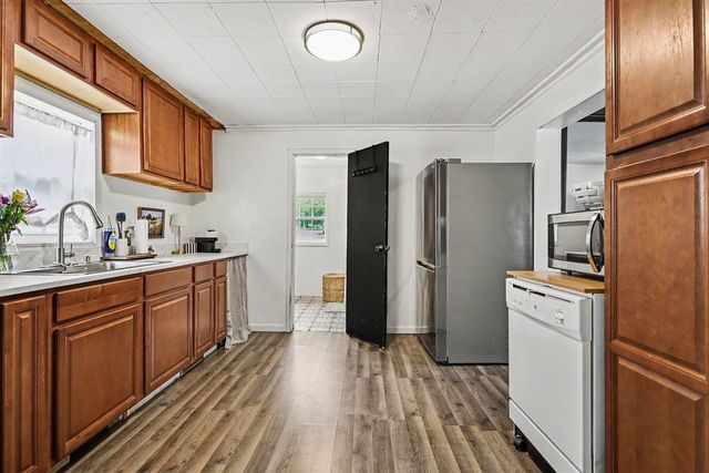 714 Polis Street, Buchanan, MI 49107