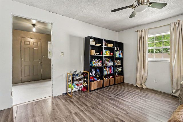 714 Polis Street, Buchanan, MI 49107