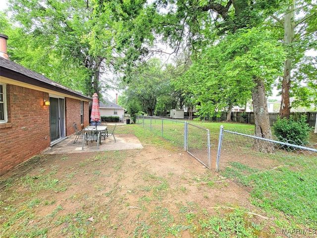 3248 Meadow Walk Lane, Montgomery, AL 36116