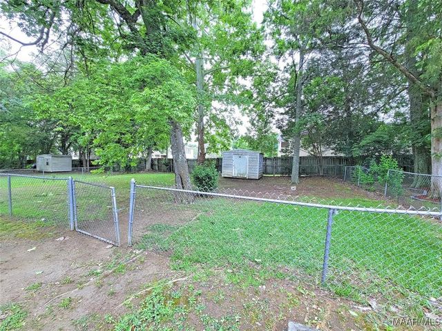 3248 Meadow Walk Lane, Montgomery, AL 36116