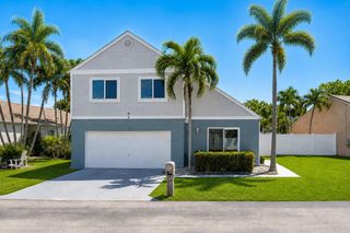 3 Meriden Way, Boynton Beach, FL 33426