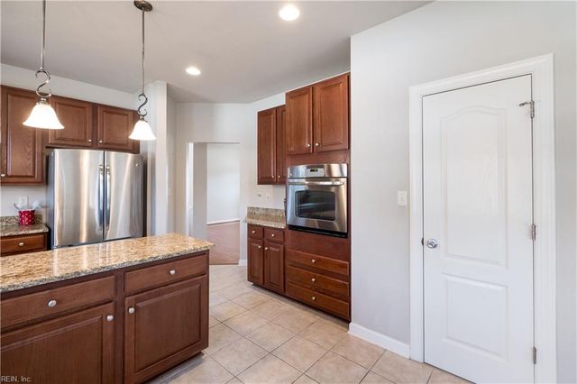 362 Bob White PW, Suffolk, VA 23435