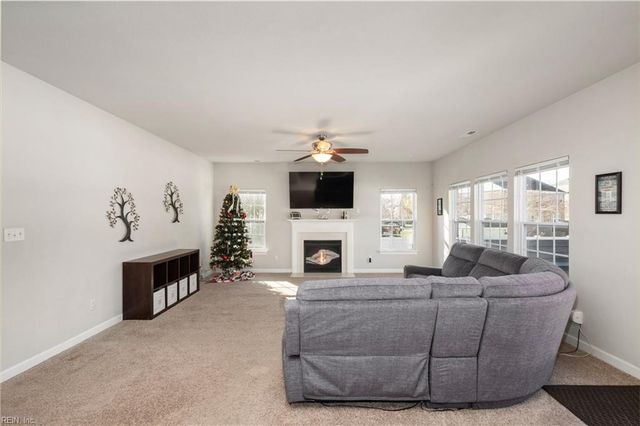 362 Bob White PW, Suffolk, VA 23435