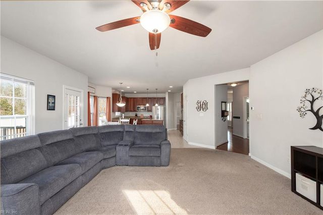 362 Bob White PW, Suffolk, VA 23435