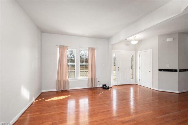 362 Bob White PW, Suffolk, VA 23435