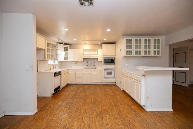 3813 NW 66th Street, Oklahoma City, OK 73116