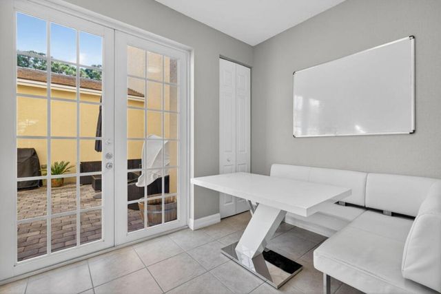 107 Ennis Lane, Jupiter, FL 33458