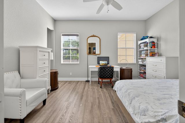 107 Ennis Lane, Jupiter, FL 33458