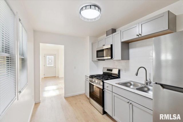 4105 11TH Street, Rock Island, IL 61201